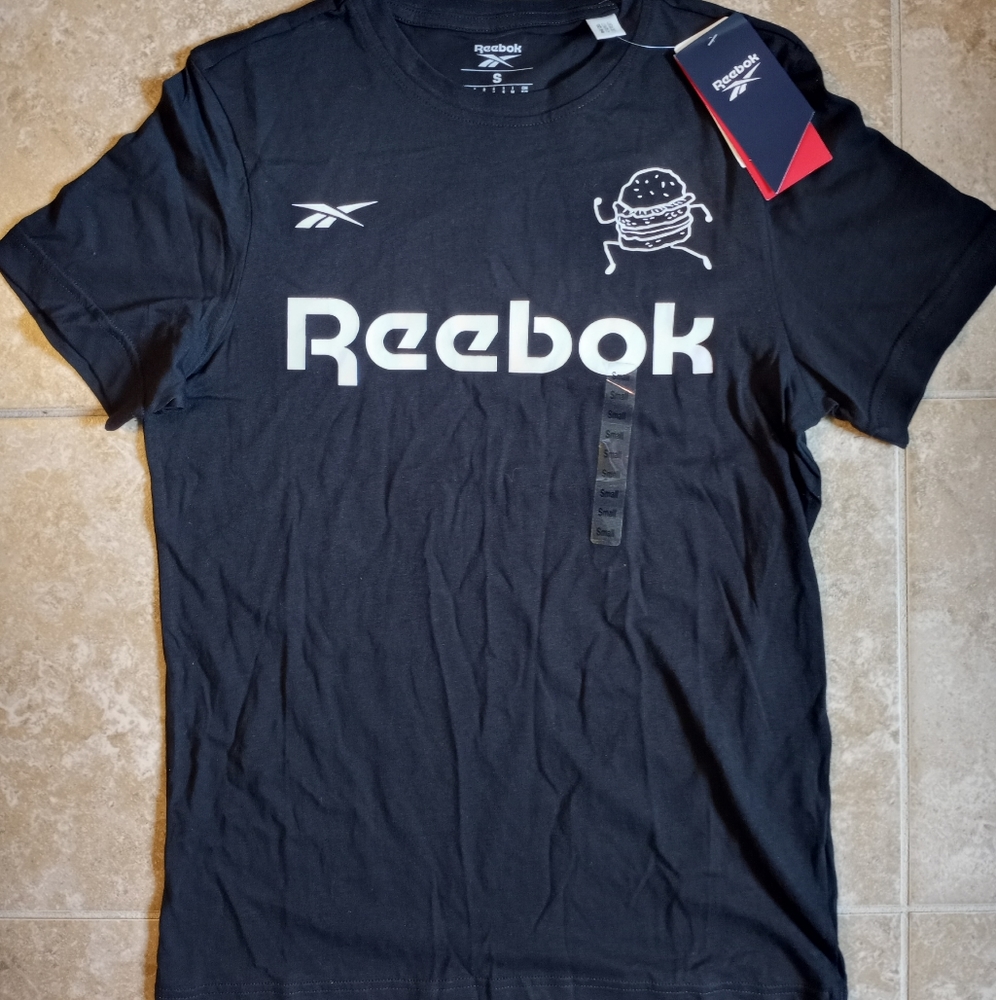 NEW Reebok Slim Fit Blk/White Graphic Tee Mens(S)